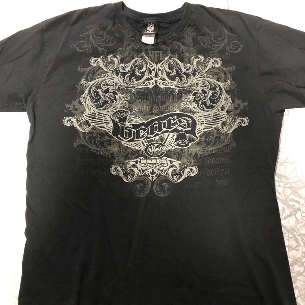 *Final price* Chicago Bears licensed tee size XL